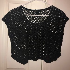 Black knit crop top